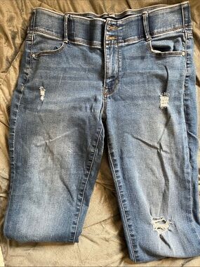 Apt. 9 Women's Light Blue Skinny Distressed Jeans